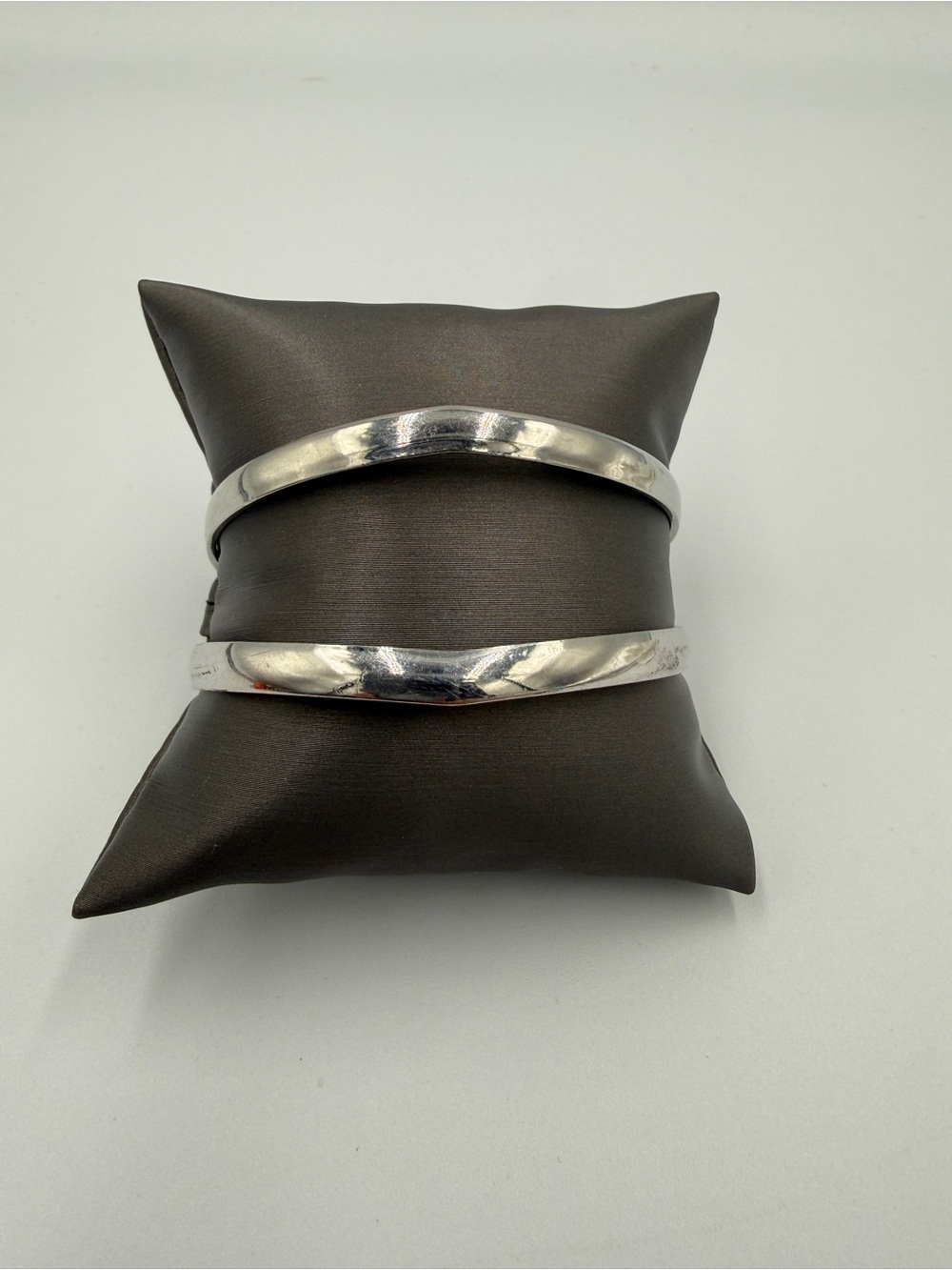Polished Silver Open Cuff Bracelet for Women - Sleek Metallic Style